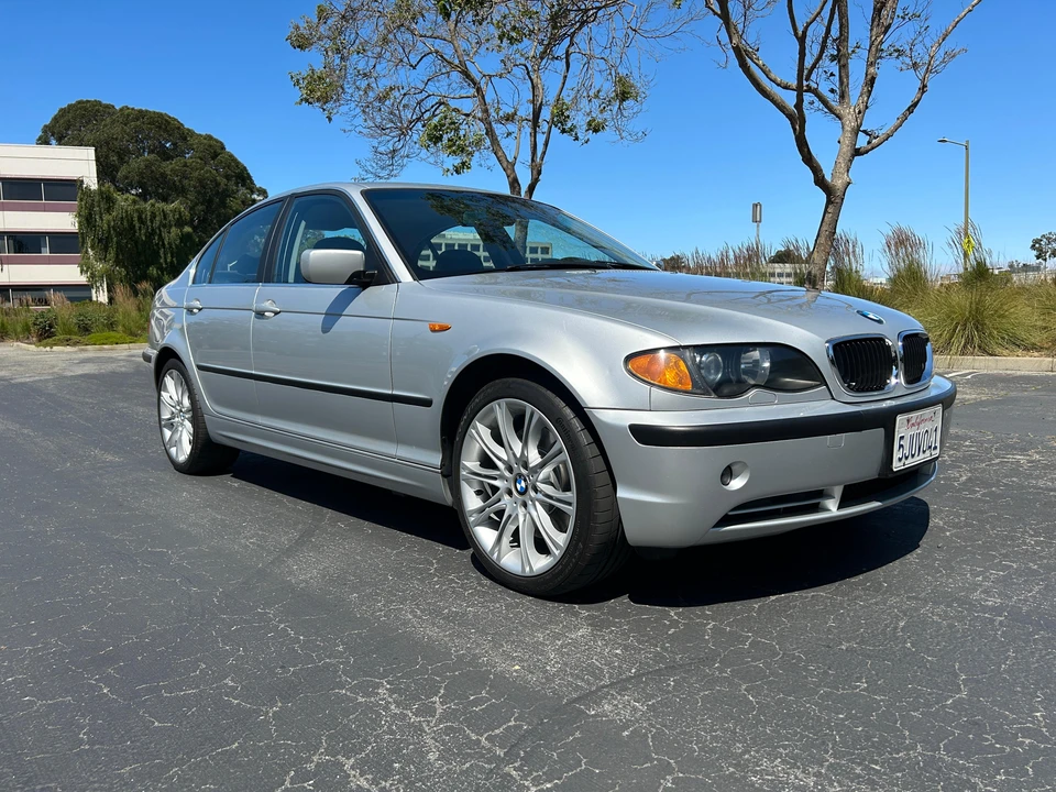 2004 BMW E46 330i & 330Ci - Image 22 of 31