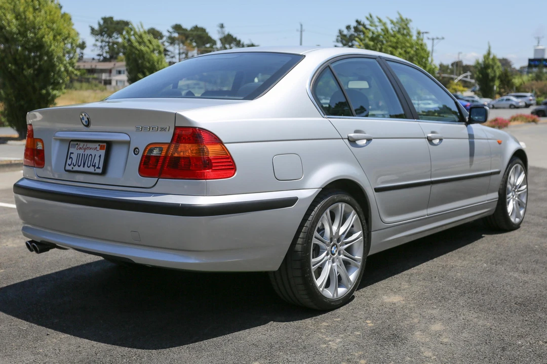 2004 BMW E46 330i & 330Ci - Image 4 of 31