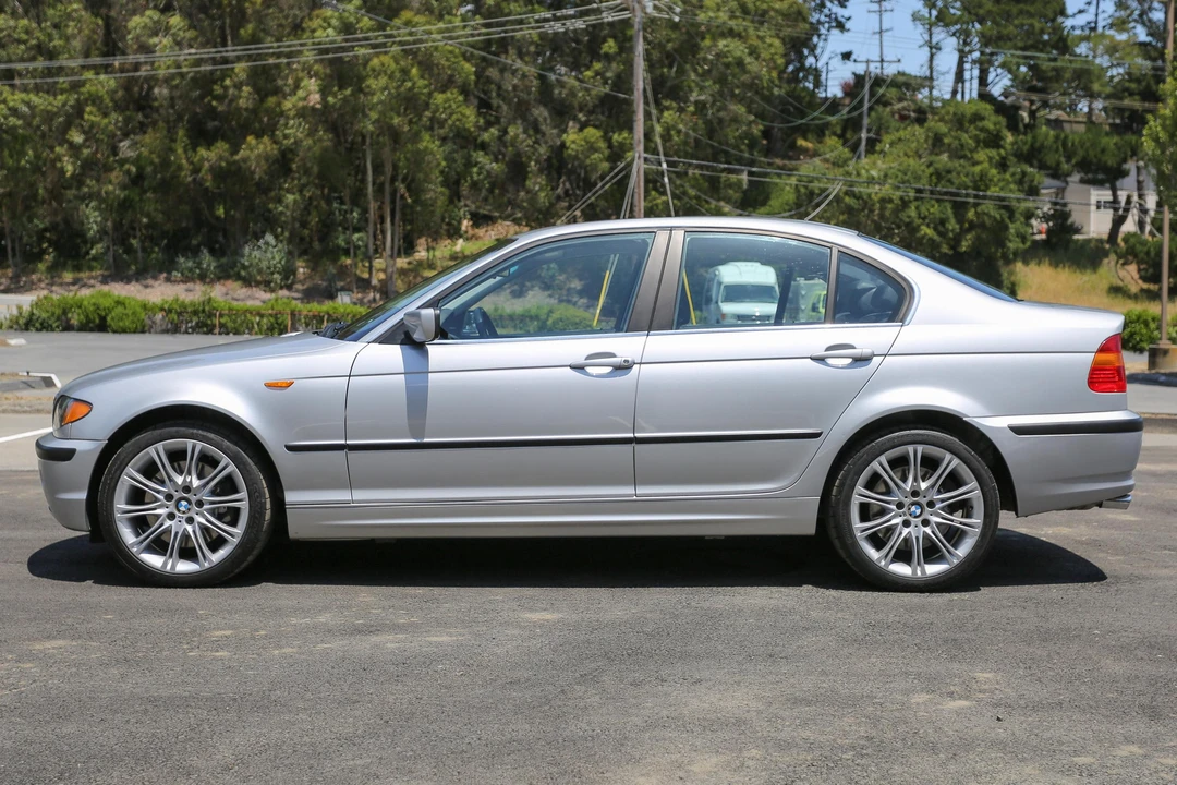 2004 BMW E46 330i & 330Ci - Image 3 of 31
