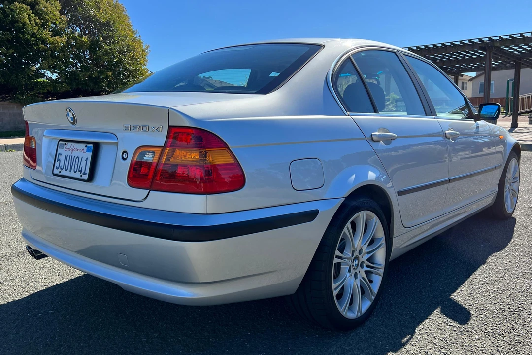 2004 BMW E46 330i & 330Ci - Image 4 of 31