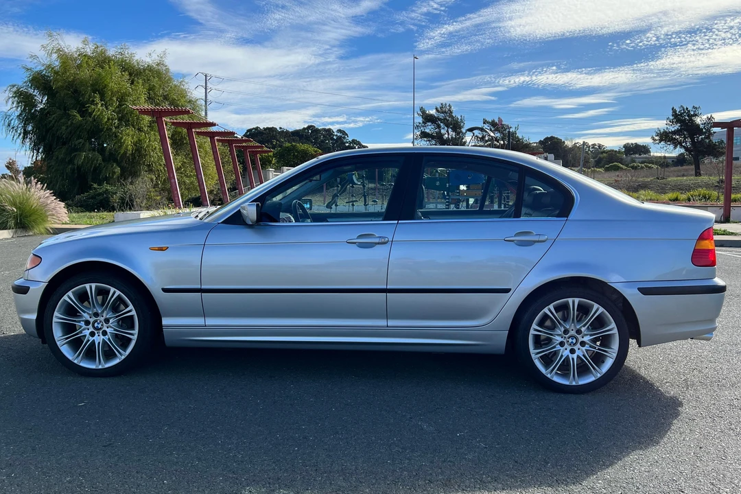 2004 BMW E46 330i & 330Ci - Image 3 of 31