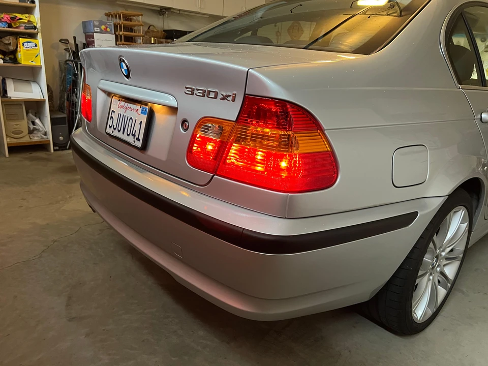 2004 BMW E46 330i & 330Ci - Image 29 of 31