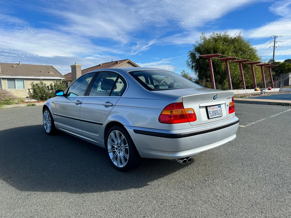 2004 BMW E46 330i & 330Ci - Image 8 of 31
