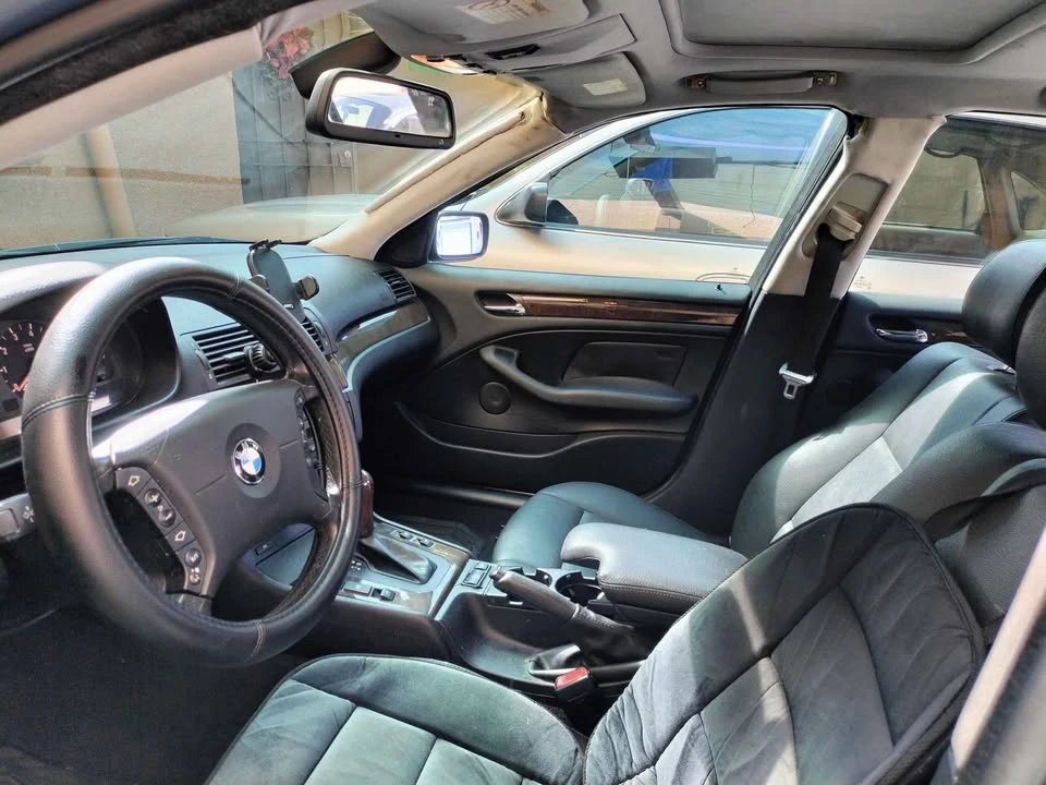 2004 BMW 3 Series - Image 2 of 8