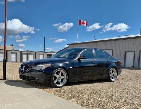 2004 BMW 530i