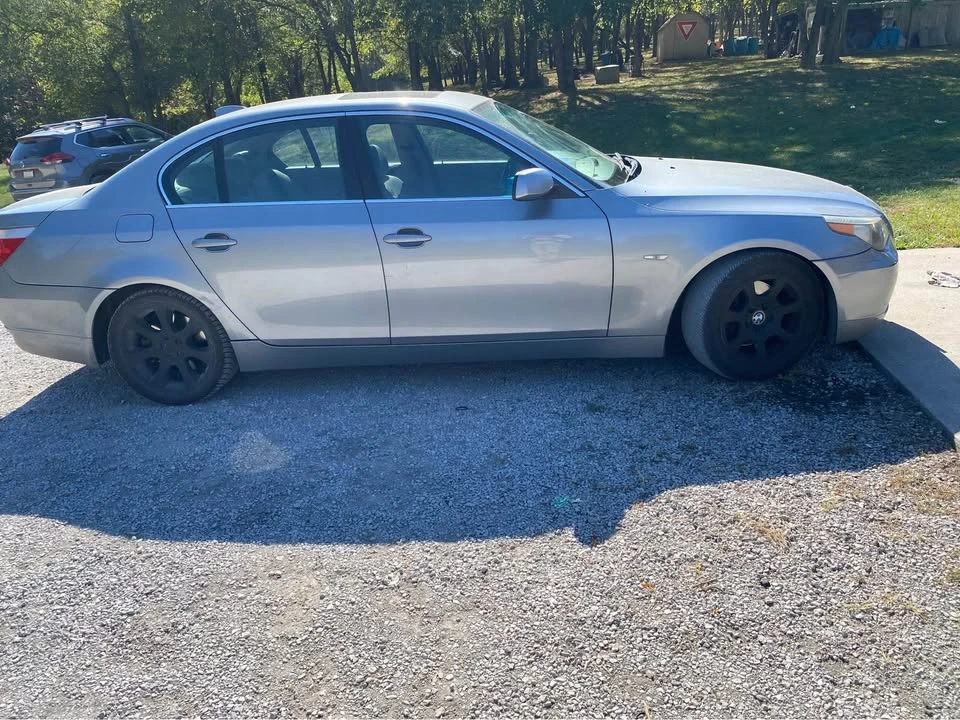 2004 BMW E60 5 Series Sedan - Image 2 of 5