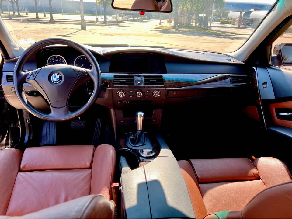 2004 BMW E60 5 Series Sedan - Image 10 of 13