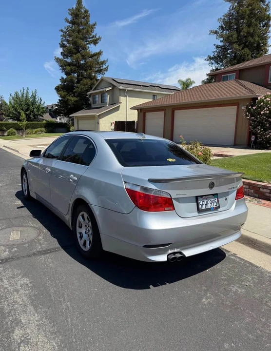 2004 BMW E60 5 Series Sedan - Image 3 of 11