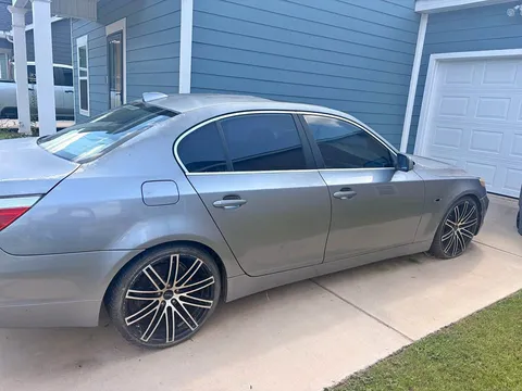 2004 BMW 5 Series 525i Sedan 4D