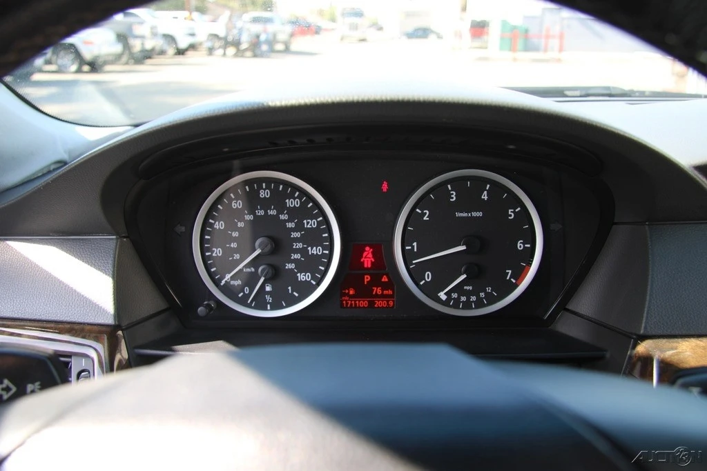 2004 BMW E60 5 Series Sedan - Image 15 of 21