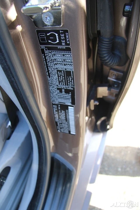 2004 BMW E60 5 Series Sedan - Image 11 of 21