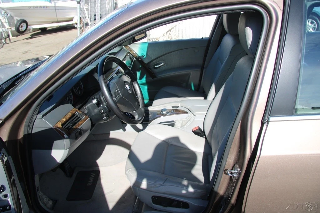 2004 BMW E60 5 Series Sedan - Image 13 of 21