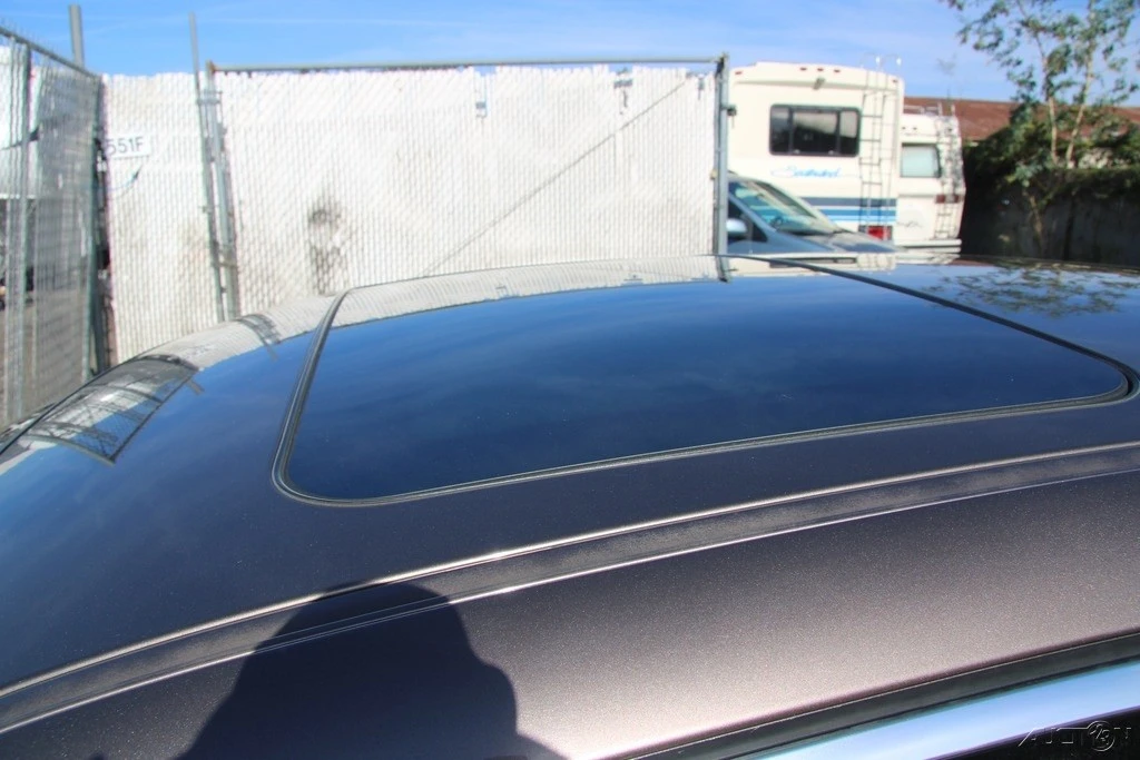 2004 BMW E60 5 Series Sedan - Image 10 of 21
