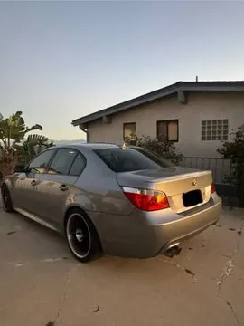 2004 BMW 525i Sedan