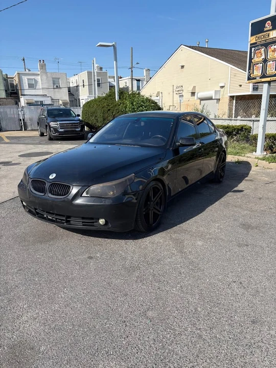 2004 BMW E60 5 Series Sedan - Image 5 of 15