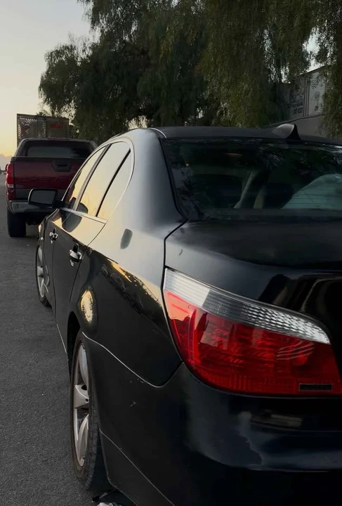 2004 BMW E60 5 Series Sedan - Image 2 of 2
