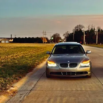 2004 BMW 5 Series 530i Sedan