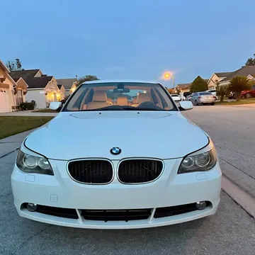 2004 BMW 530i Sedan 4D