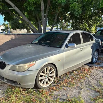 2004 BMW 5 Series 530i