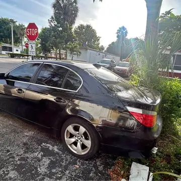 2004 BMW 5 Series 530i