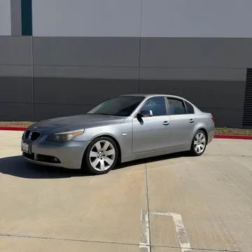 2004 BMW 5 Series 530i Sedan