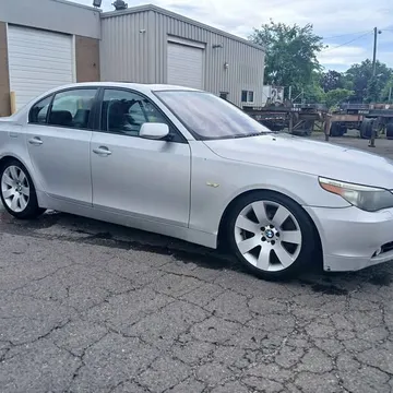 2004 BMW 5 Series 530i Sedan 4D
