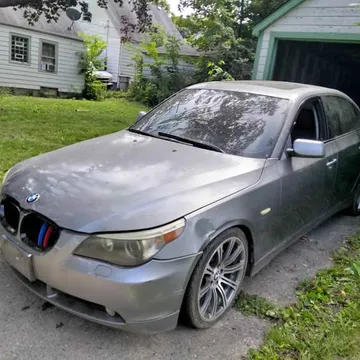 2004 BMW 5 Series 530i Sedan 4D