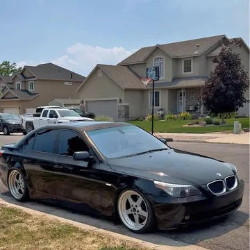 2004 BMW 530i Sedan 4D