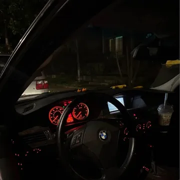 2004 BMW 5 Series 530i Sedan 4D