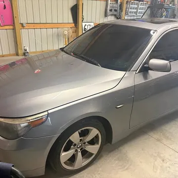 2004 BMW 5 Series 530i Sedan