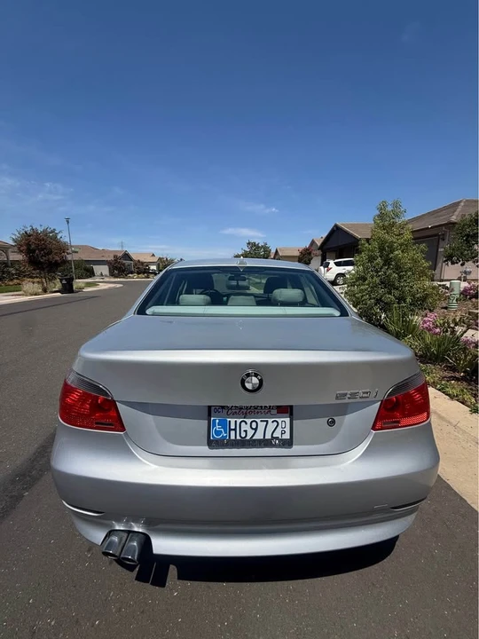 2004 BMW E60 5 Series Sedan - Image 8 of 11