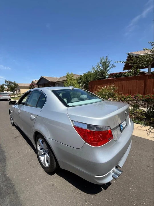 2004 BMW E60 5 Series Sedan - Image 5 of 11