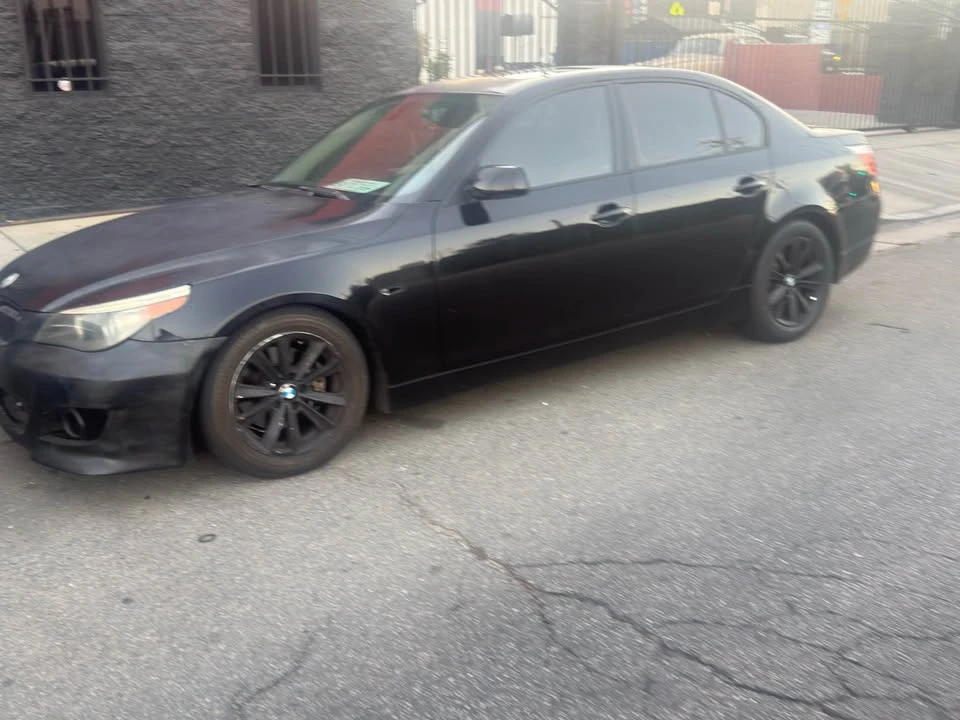 2004 BMW E60 5 Series Sedan - Image 3 of 4