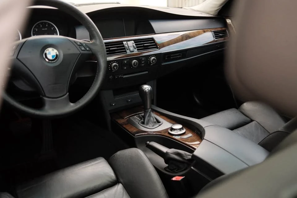 2004 BMW E60 5 Series Sedan - Image 5 of 8
