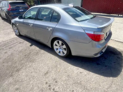 2004 BMW 5 Series 530i Sedan 4D