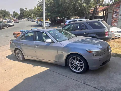 2004 BMW 5 Series 530i Sedan 4D