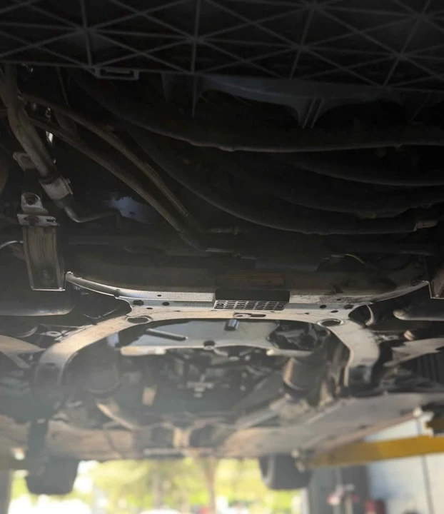 2004 BMW E39 540i - Image 13 of 20
