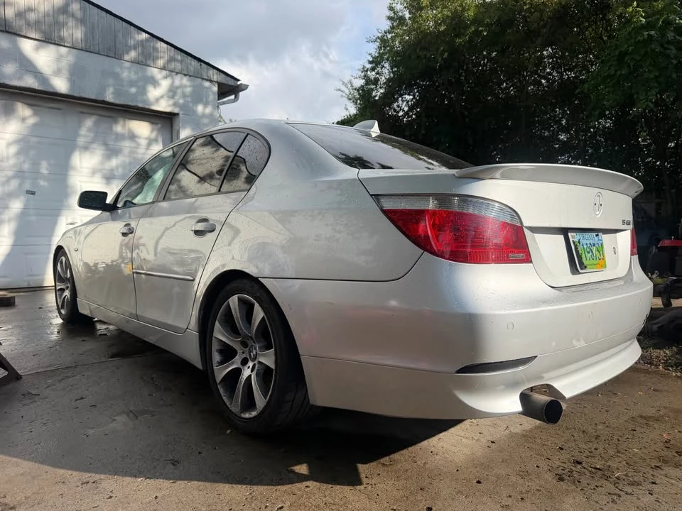 2004 BMW E60 545i & 550i Sedan - Image 2 of 11