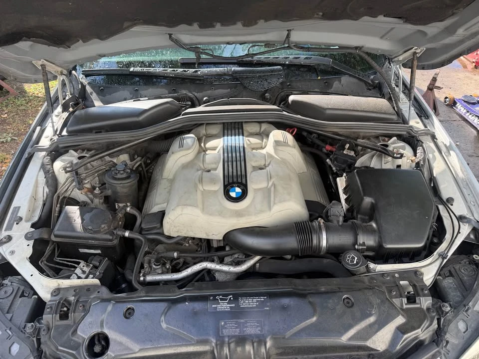 2004 BMW E60 545i & 550i Sedan - Image 10 of 11
