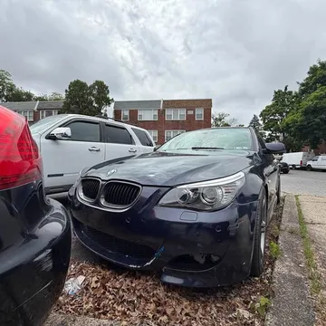 2004 BMW 5 Series 545i Sedan 4D