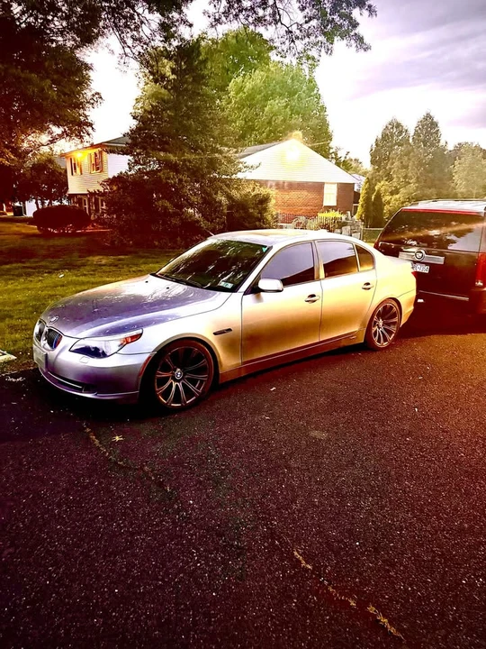 2004 BMW E60 545i & 550i Sedan - Image 3 of 4