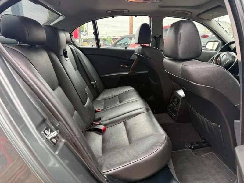 2004 BMW E60 545i & 550i Sedan - Image 11 of 15