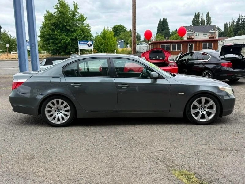 2004 BMW E60 545i & 550i Sedan - Image 7 of 15