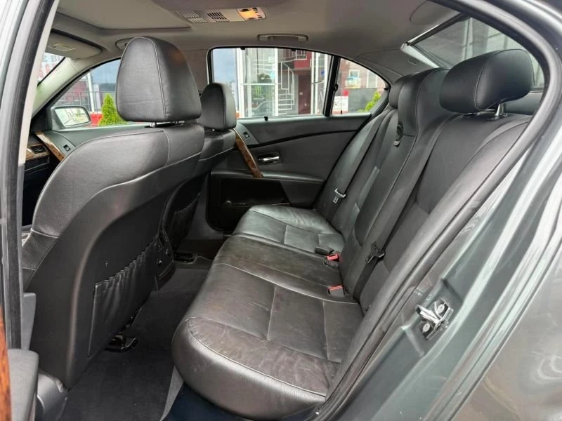 2004 BMW E60 545i & 550i Sedan - Image 9 of 15