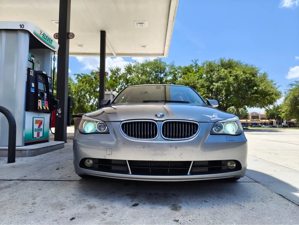 2004 BMW E60 545i & 550i Sedan - Image 6 of 9