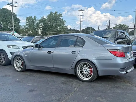 2004 BMW 5 Series 545i Sedan 4D