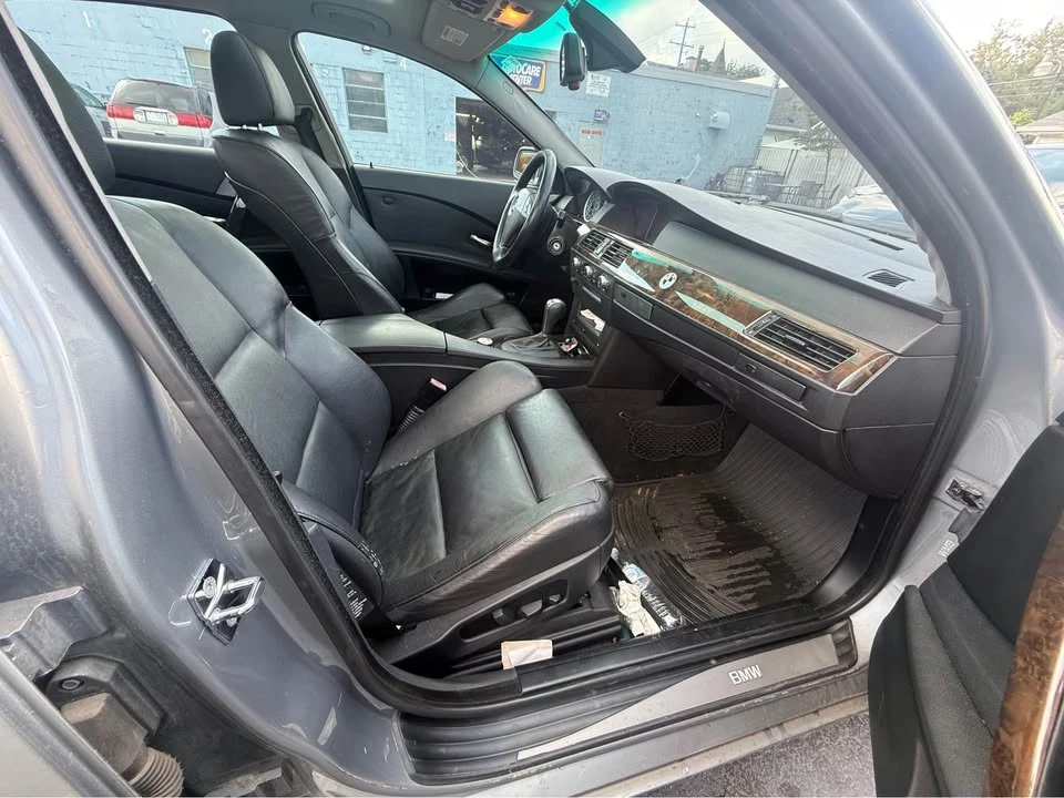 2004 BMW E60 545i & 550i Sedan - Image 11 of 13