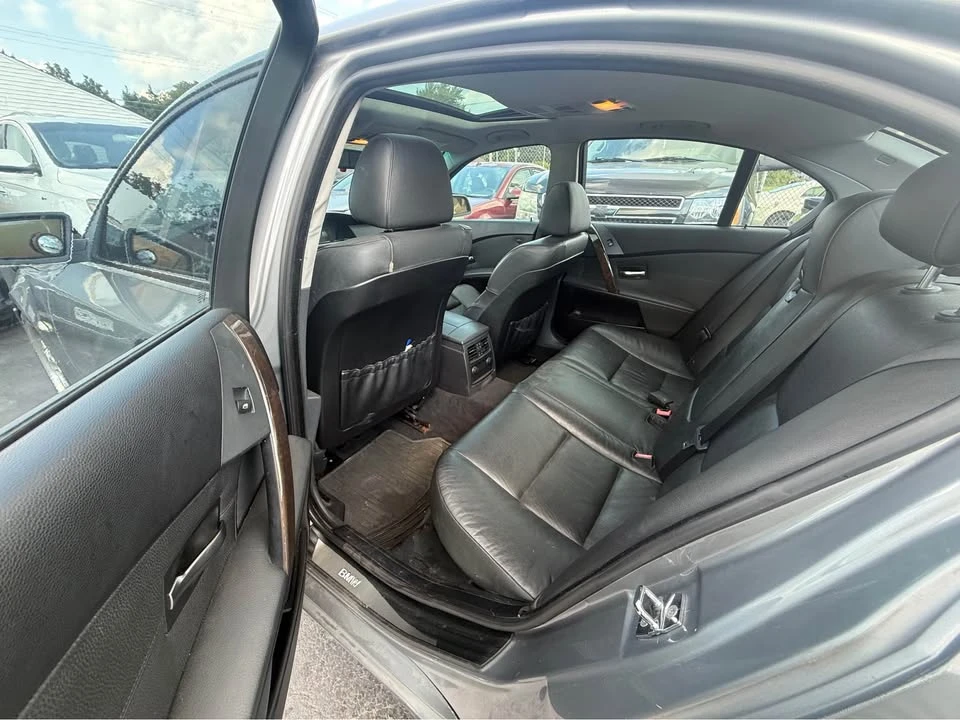 2004 BMW E60 545i & 550i Sedan - Image 9 of 13