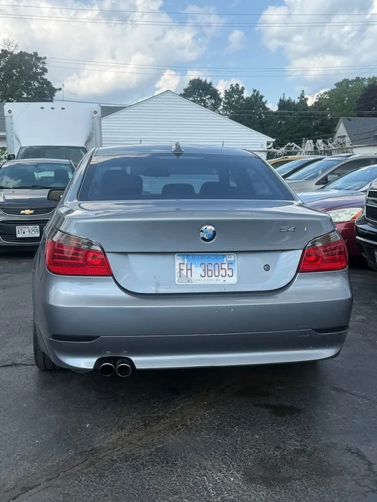 2004 BMW E60 545i & 550i Sedan - Image 3 of 13