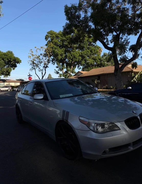 2004 BMW E60 545i & 550i Sedan - Image 8 of 9